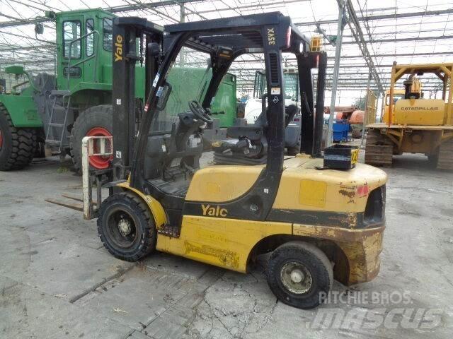 Yale GDP35VX Dieseltrukit