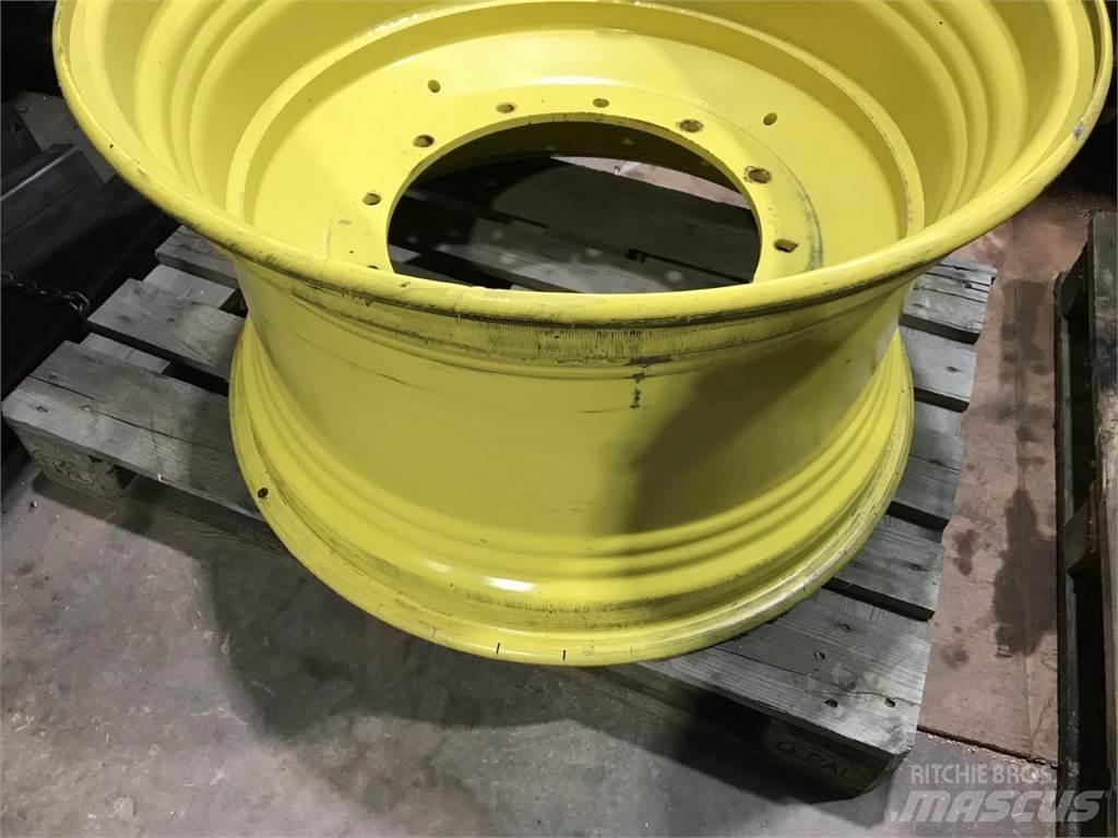John Deere 20x34 Renkaat ja vanteet