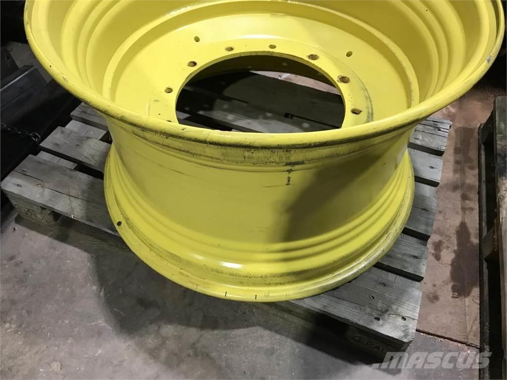 John Deere 20x34 Renkaat ja vanteet