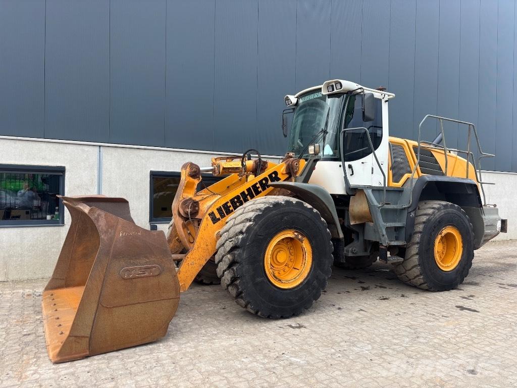 Liebherr L 550 Pyöräkuormaajat