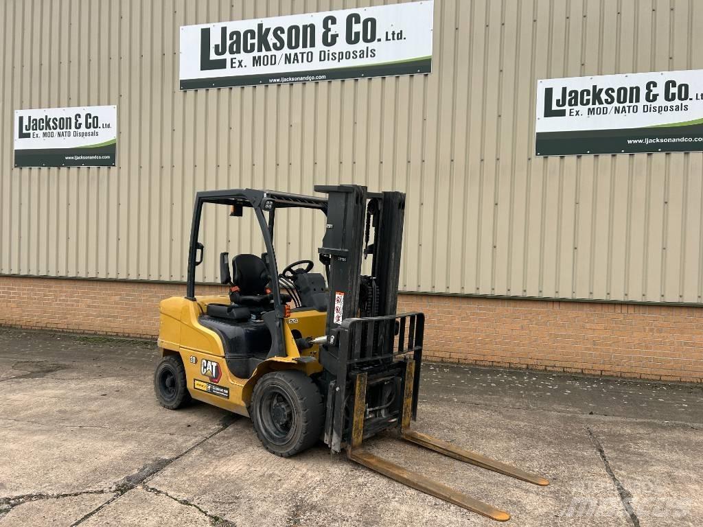 CAT DP 30 N Dieseltrukit