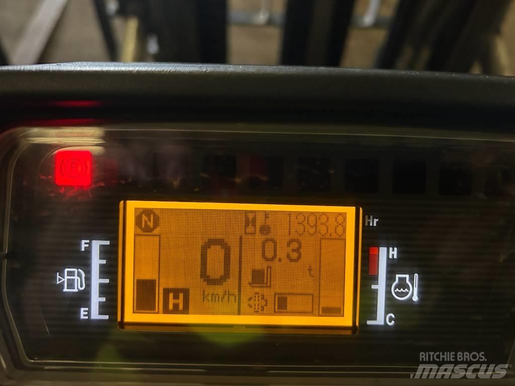 CAT DP 30 N Dieseltrukit