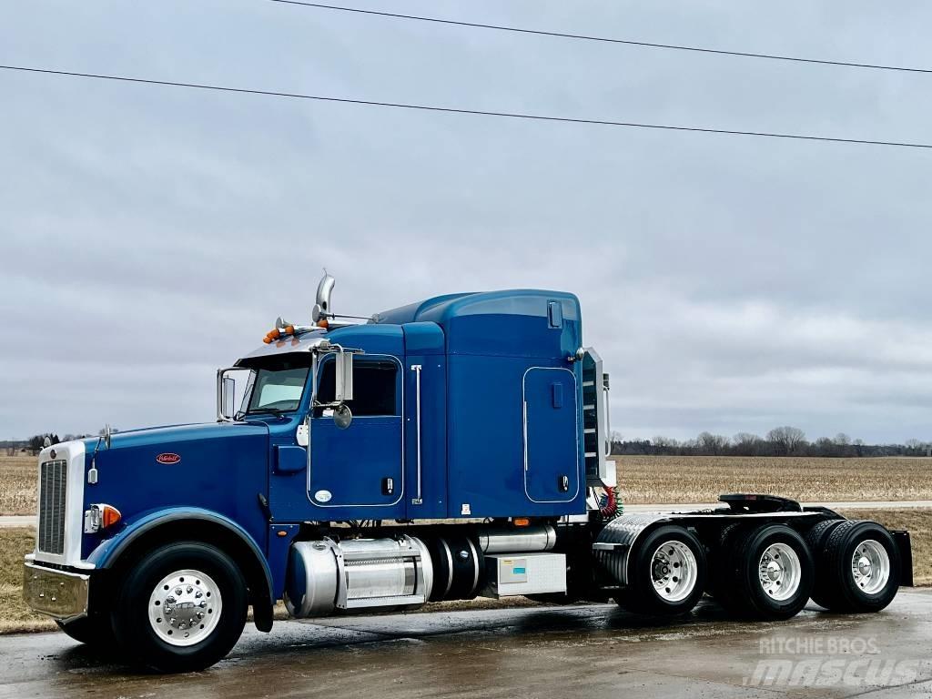 Peterbilt 367 Vetopöytäautot