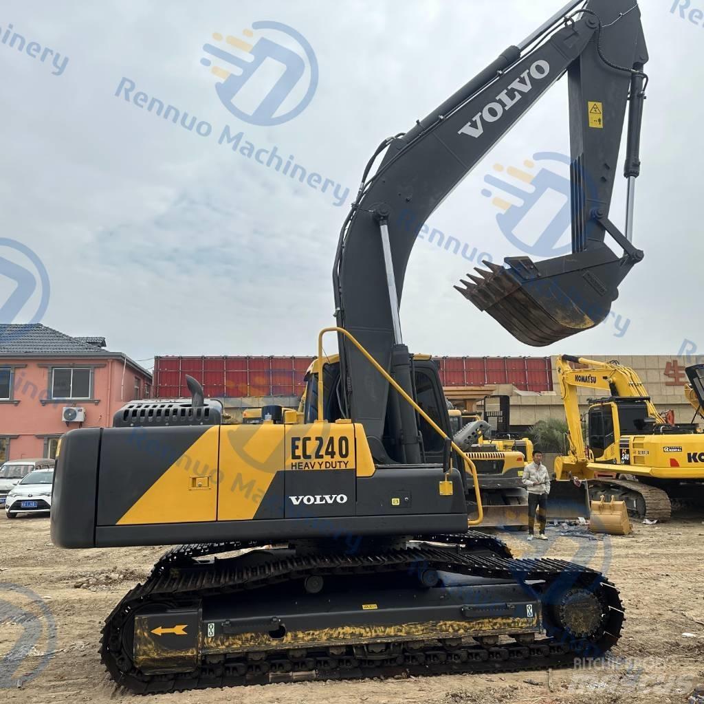 Volvo EC 240 Telakaivukoneet