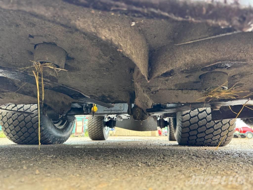 Ransomes HR300 Päältäajettavat ruohonleikkurit