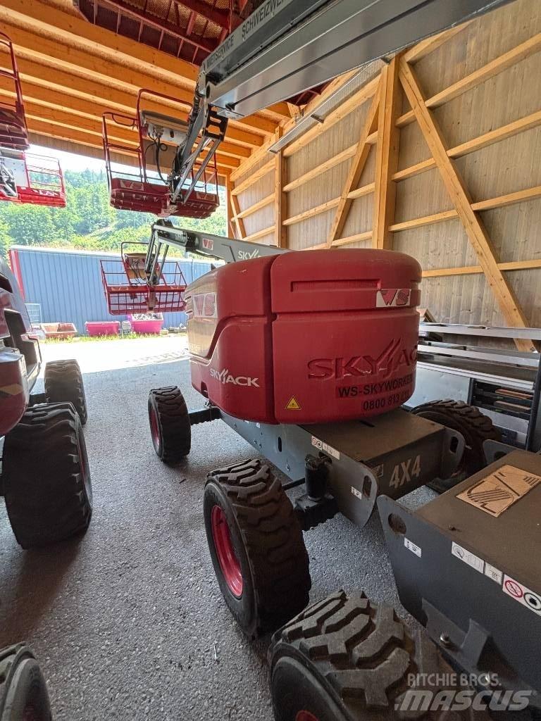 SkyJack SJ 51 AJ Kuukulkijat
