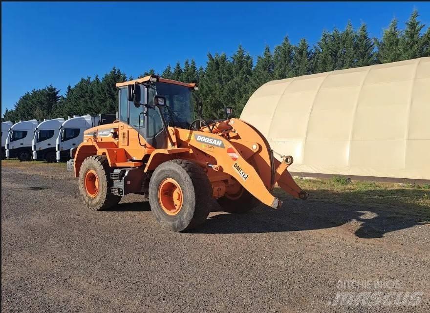 Doosan DL 250-5 Etukuormaimet ja kaivuulaitteet
