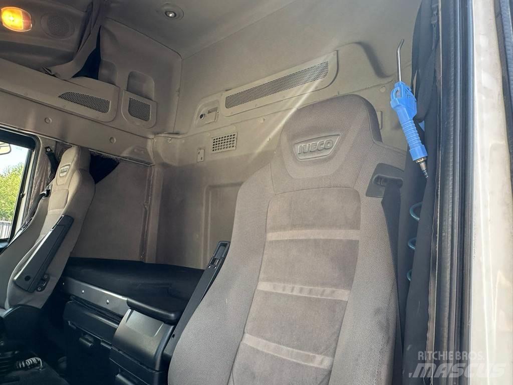 Iveco Stralis 460 Vetopöytäautot