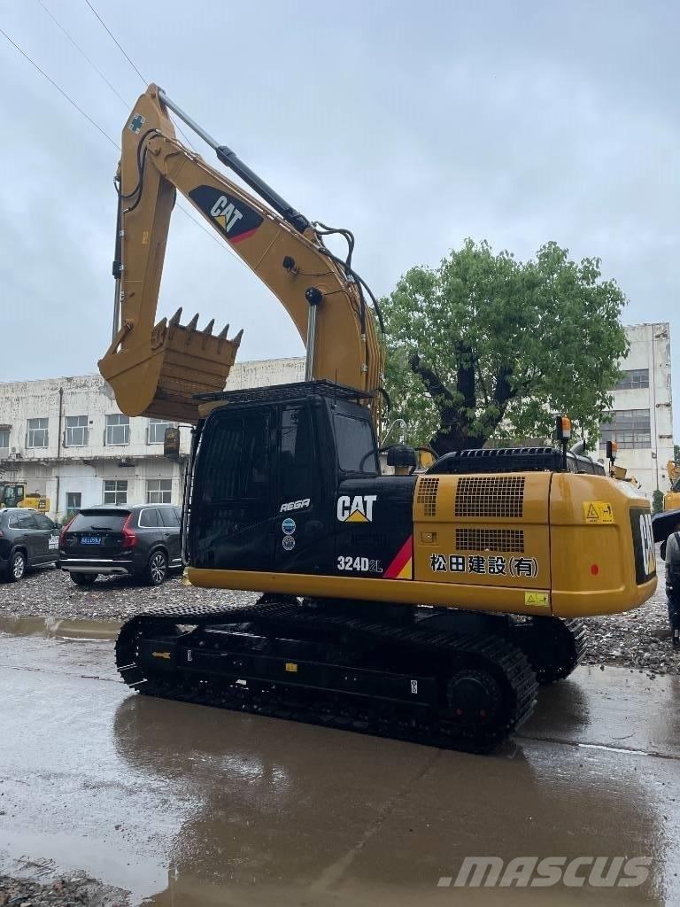 CAT 324 D Midikaivukoneet 7t - 12t
