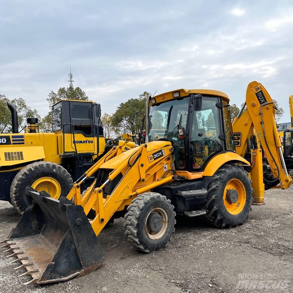 JCB 3 CX Kaivurikuormaajat