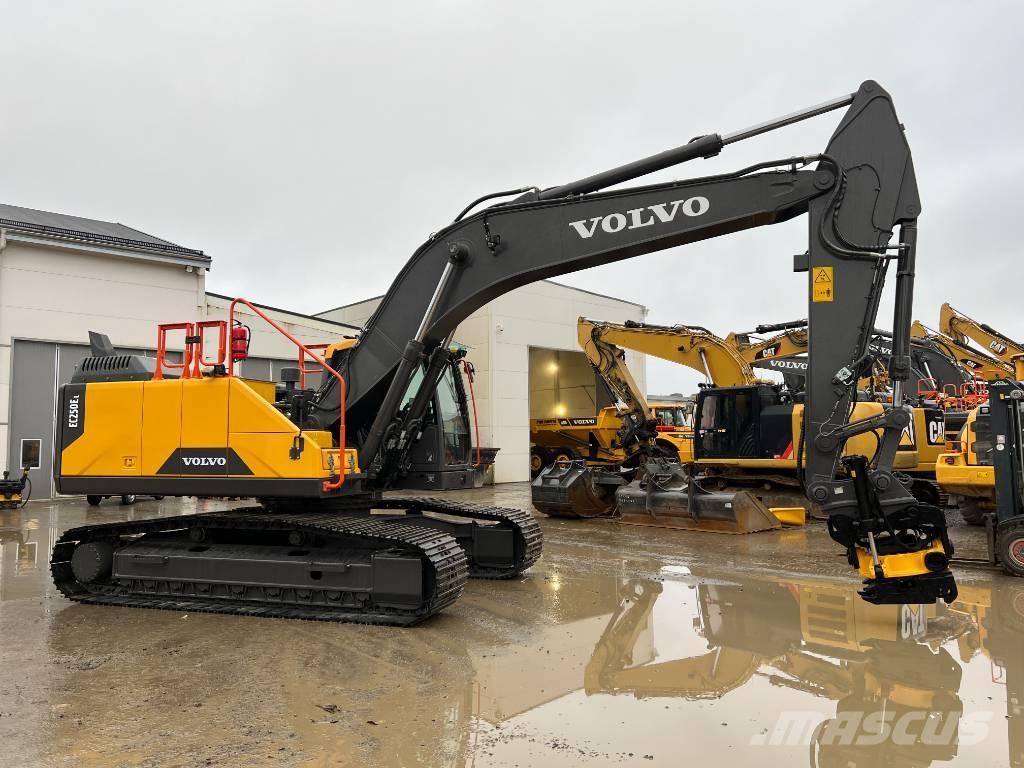 Volvo EC 250 EL Telakaivukoneet