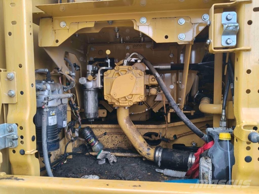 CAT 326 Telakaivukoneet