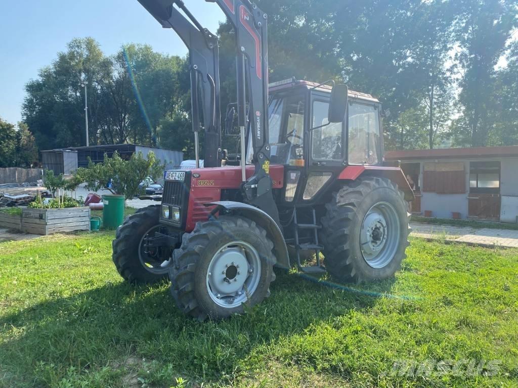 Belarus MTZ 892.2 Traktorit