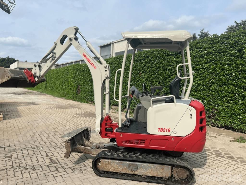 Takeuchi TB 216 Minikaivukoneet < 7t