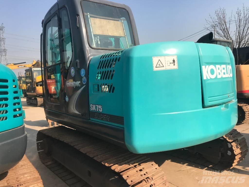 Kobelco SK 75 CSR Telakaivukoneet