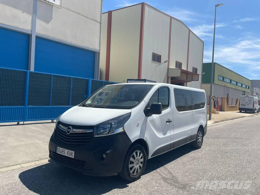 Opel VIVARO Pakettiautot