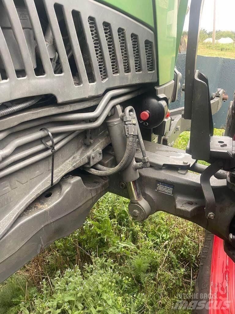 Fendt 828 Traktorit