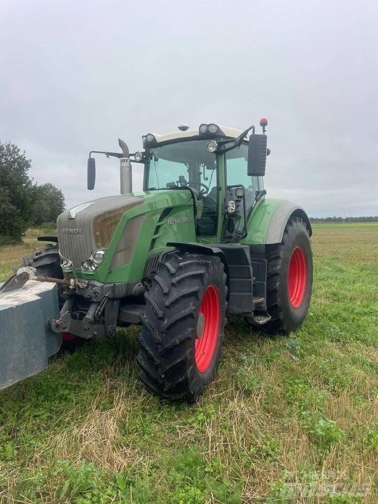 Fendt 828 Traktorit