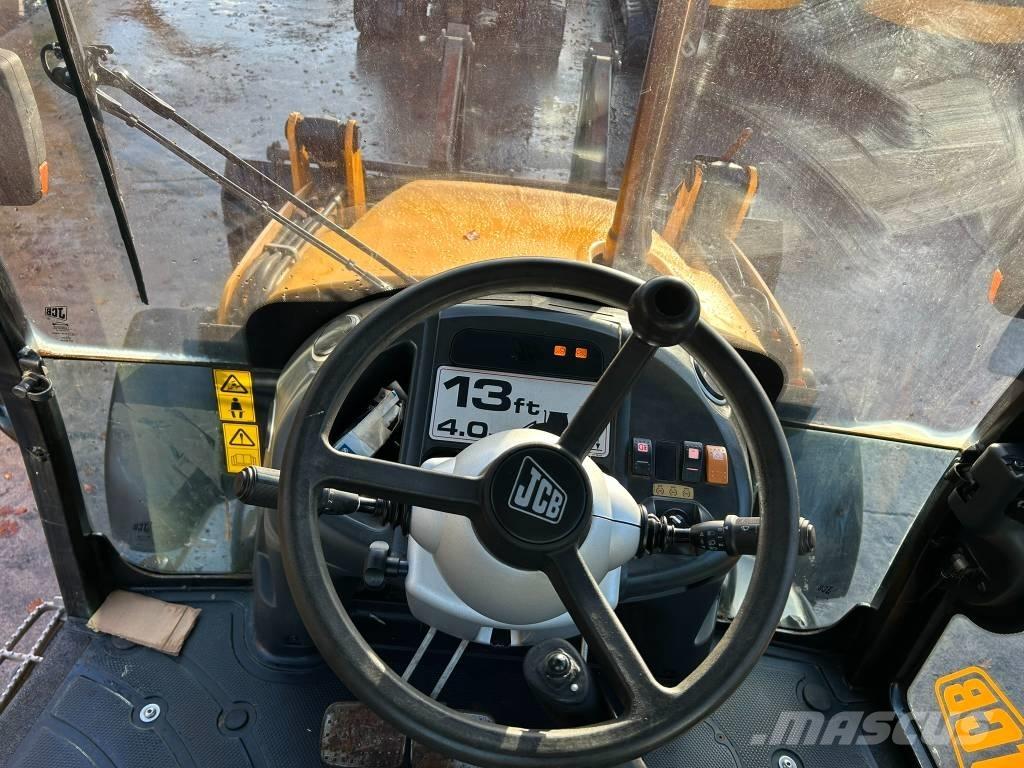 JCB 3 CX Kaivurikuormaajat