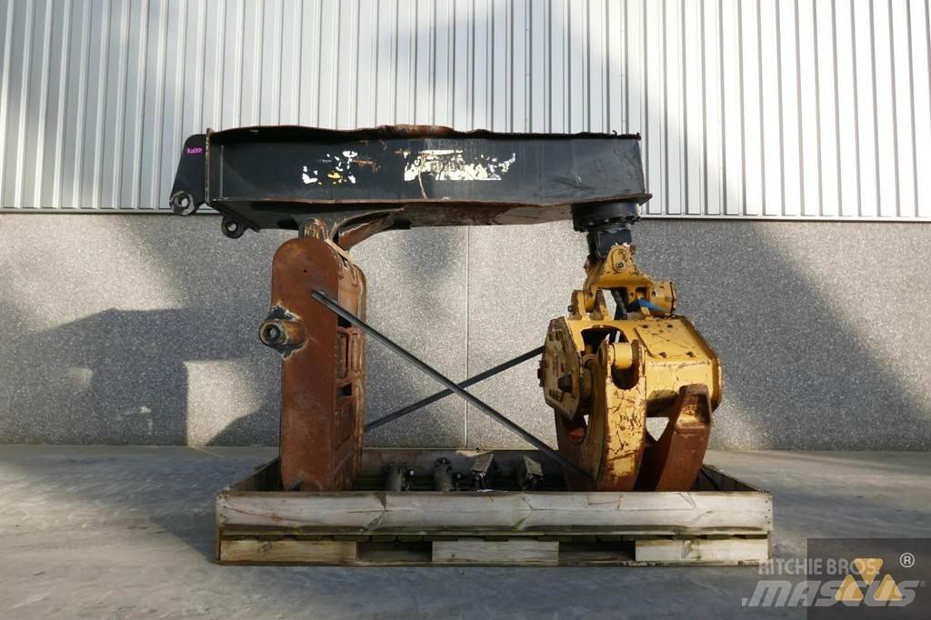 CAT 525D Grapple Muut