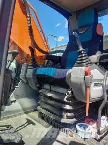 Doosan DX 340 LC Telakaivukoneet
