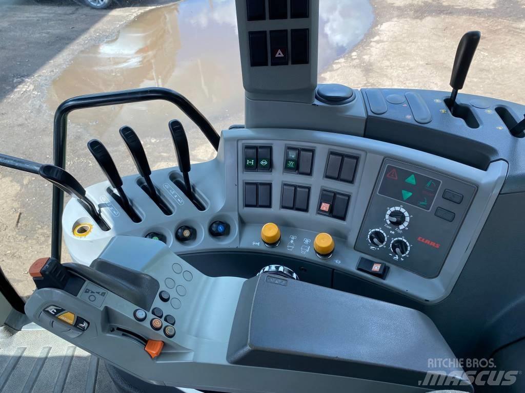 CLAAS Arion 640 Traktorit