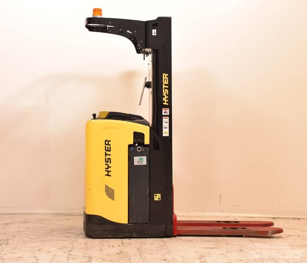 Hyster RS1.6-24 Ajettavat pinoamisvaunut