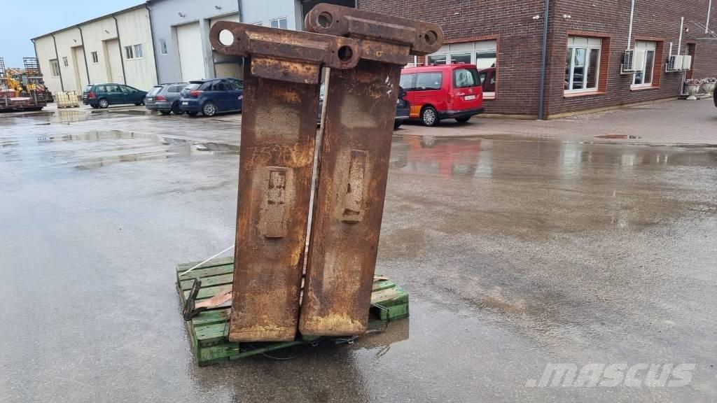  FORKS 35-40 T Trukkihaarukat