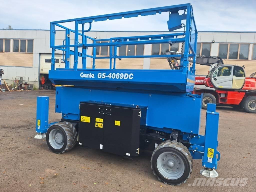 Genie GS-4069 DC Saksilavat