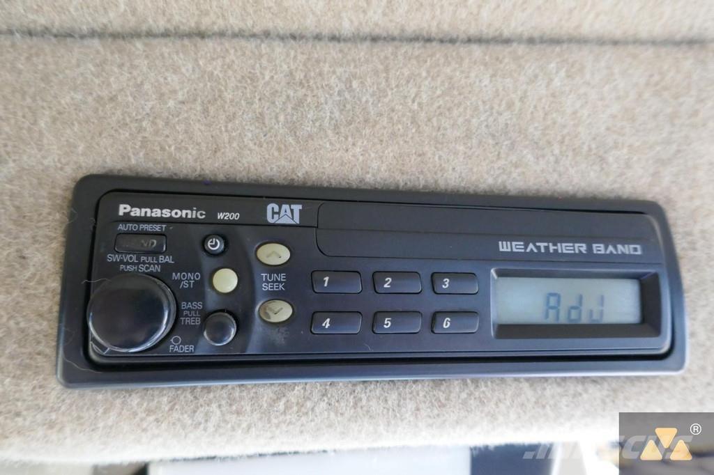 CAT 143H Tiehöylät