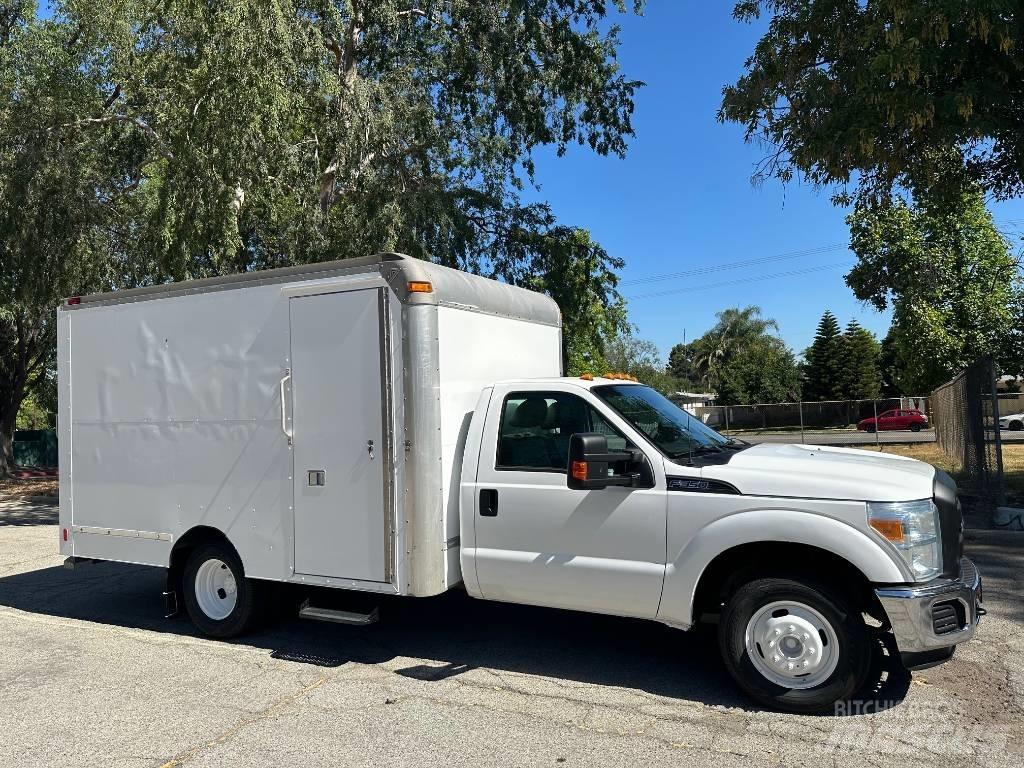 Ford F 350 Lava-autot