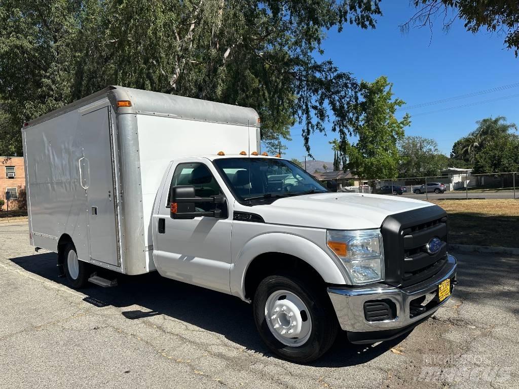 Ford F 350 Lava-autot