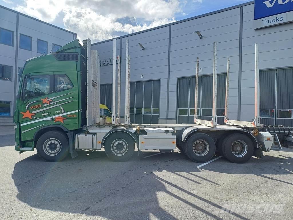 Volvo FH Puuautot