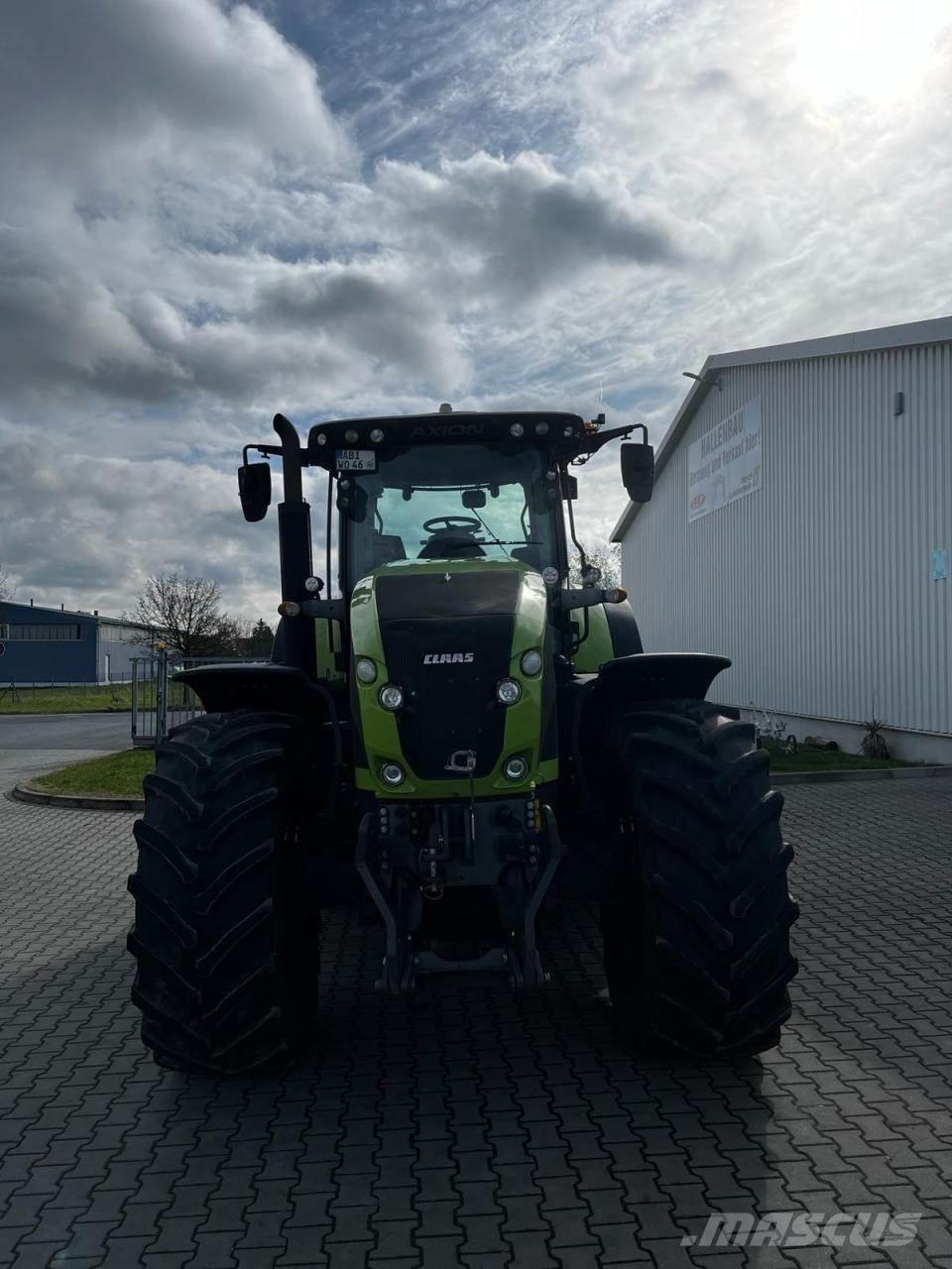 CLAAS Axion 940 Traktorit