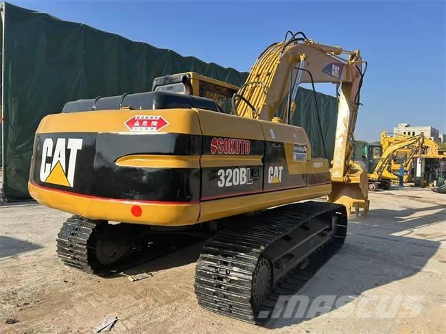 CAT 320 B Telakaivukoneet