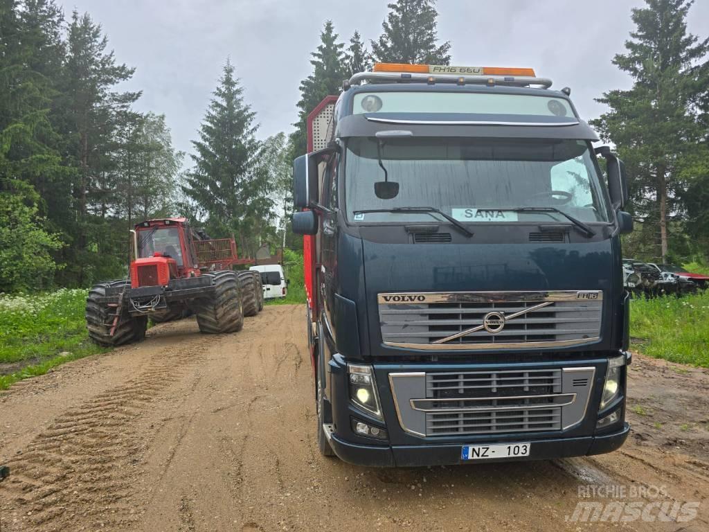 Volvo FH16 Puuautot