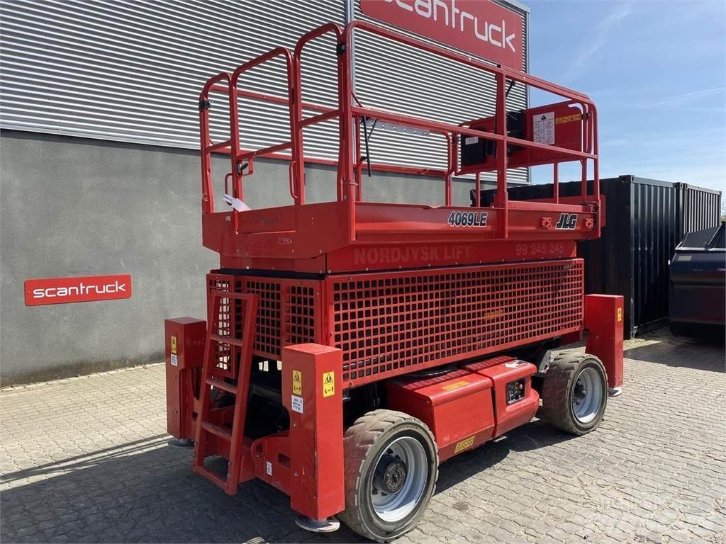 JLG 4069ERT Saksilavat