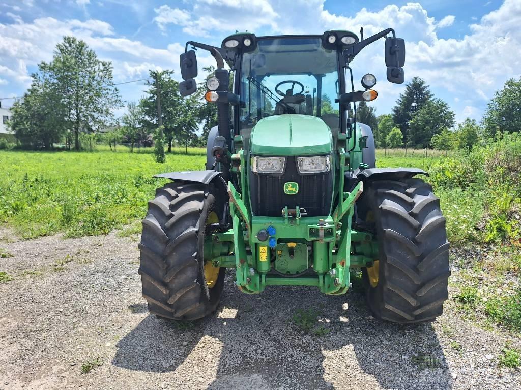 John Deere 5125R Traktorit