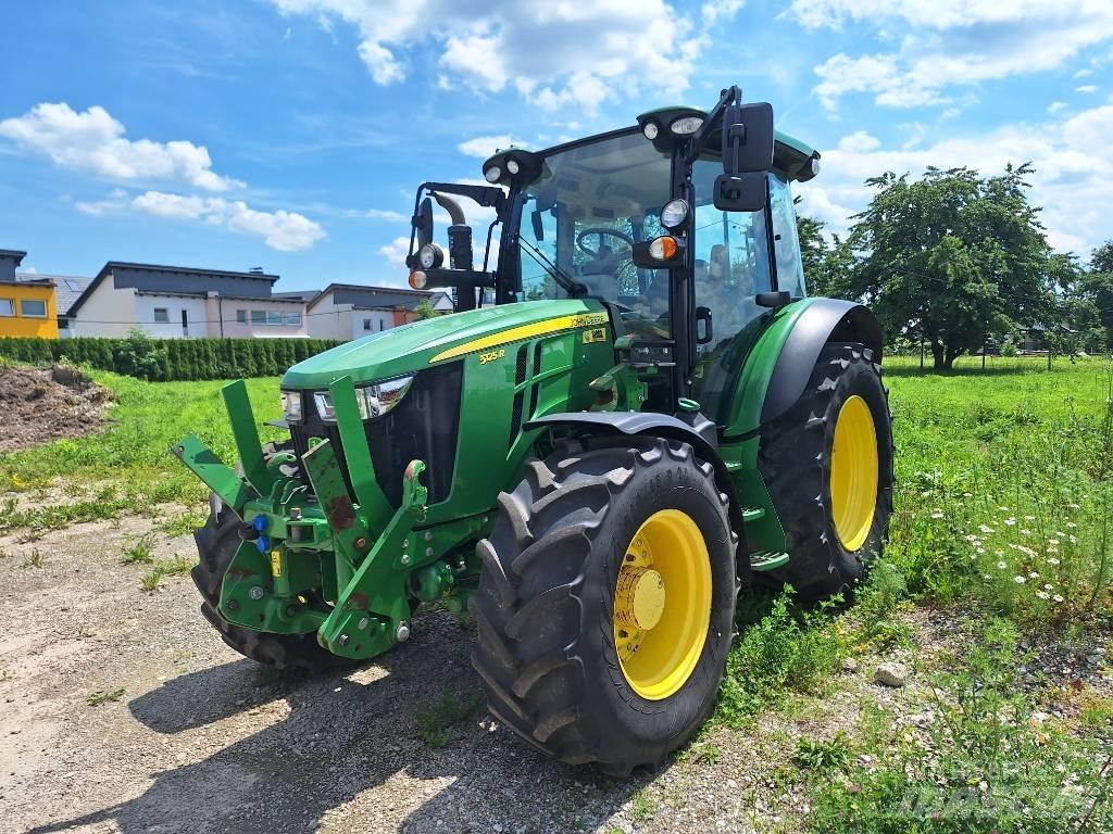 John Deere 5125R Traktorit