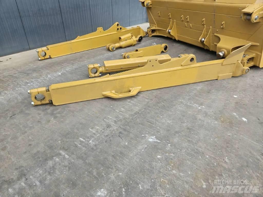 CAT D8N SU Puskulevyt