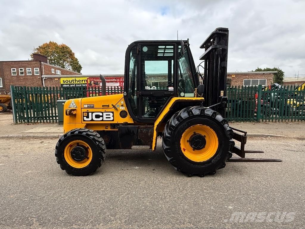 JCB 930-4 Maastotrukit