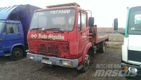 Mercedes-Benz 1217 Hinausautot