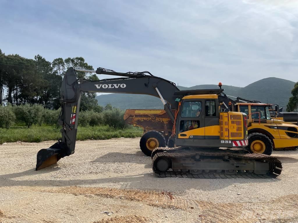 Volvo ECR 235 DL Telakaivukoneet