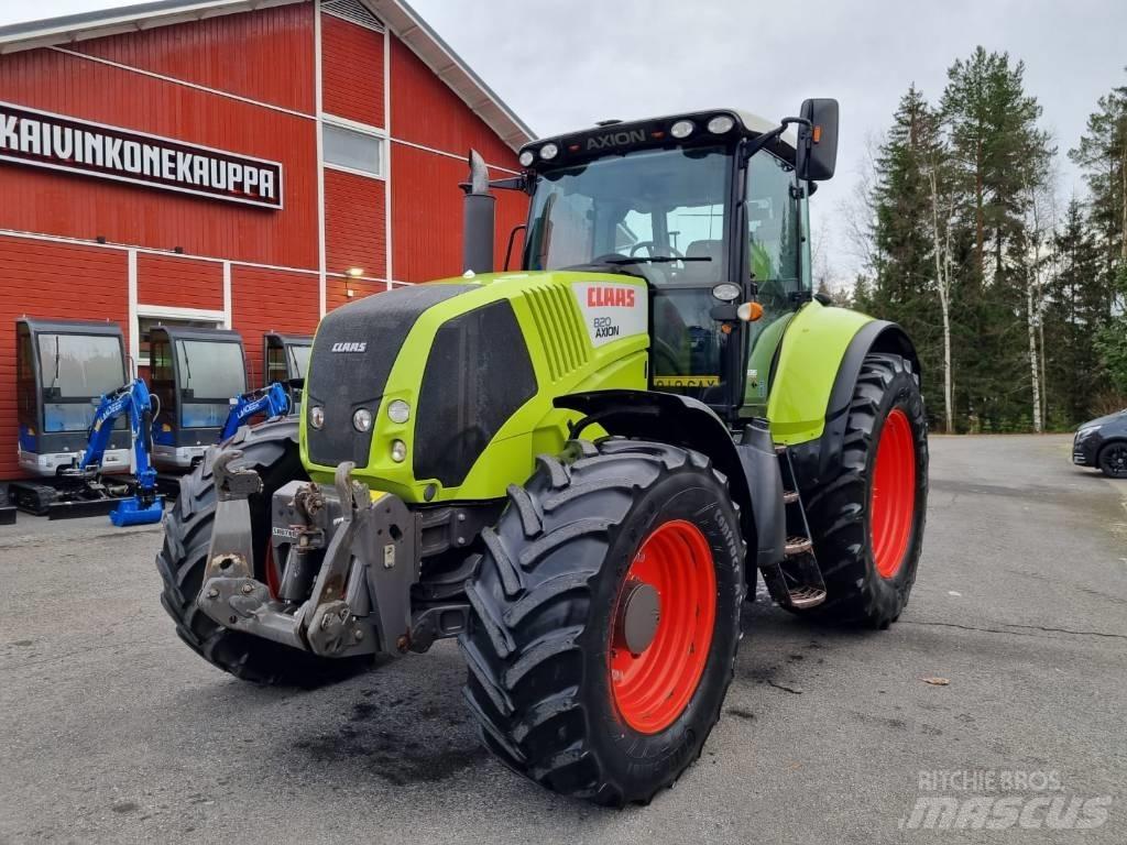 CLAAS 820 Axion Traktorit