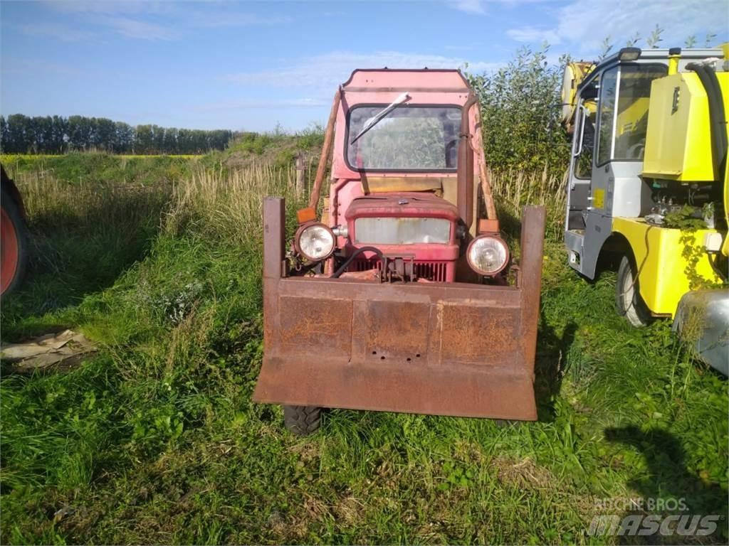 Fiat UTB 445V Traktorit