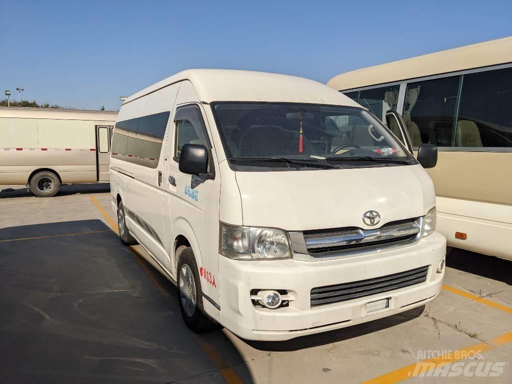 Toyota Hiace Linjaliikennebussit