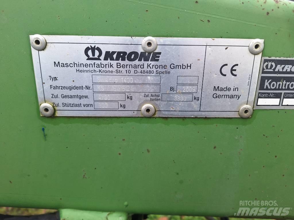 Krone Swadro 1400 Pöyhimet ja haravat