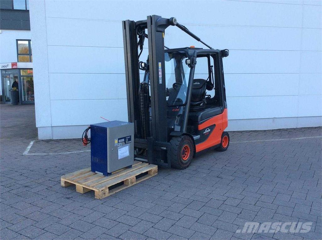 Linde E25 Sähkötrukit