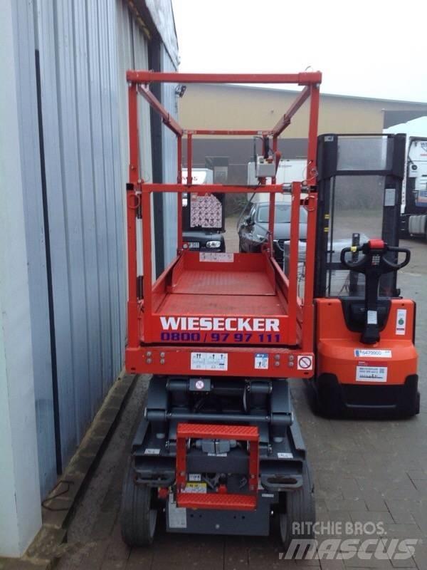 SkyJack SJ III 3220 Saksilavat