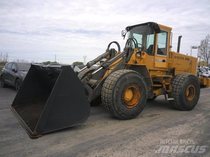 Volvo BM L120B Pyöräkuormaajat